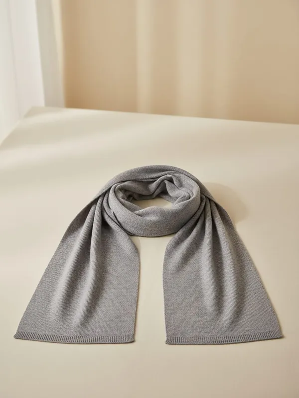 Шарф из мериноса Uniqlo